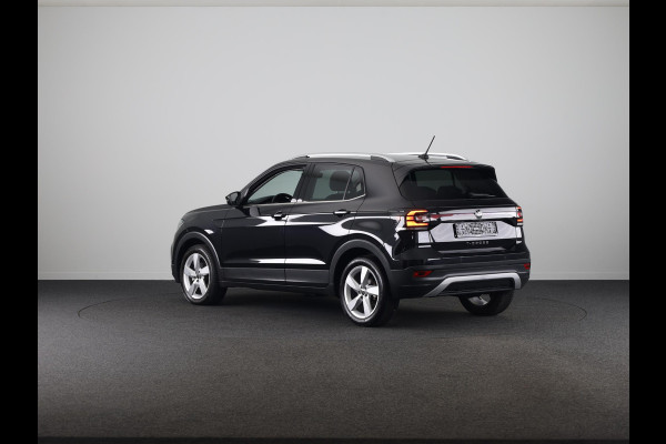 Volkswagen T-Cross 1.0 TSI Style 110 pk Automaat (DSG) | Navigatie | Parkeersensoren | Apple Carplay/Android Auto | Stoelverwarming | Voll. digitaal instrumentenpaneel |