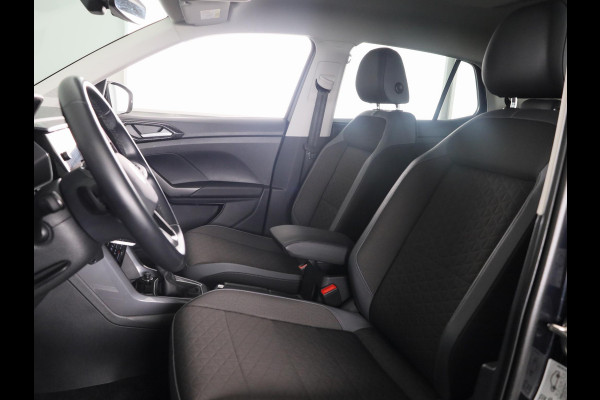 Volkswagen T-Cross 1.0 TSI Style 110 pk Automaat (DSG) | Navigatie | Parkeersensoren | Apple Carplay/Android Auto | Stoelverwarming | Voll. digitaal instrumentenpaneel |