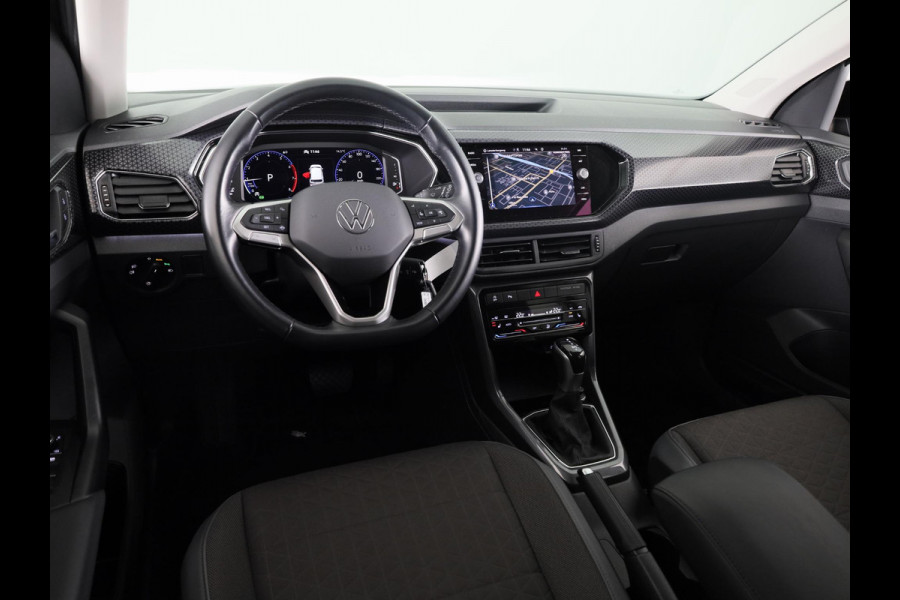 Volkswagen T-Cross 1.0 TSI Style 110 pk Automaat (DSG) | Navigatie | Parkeersensoren | Apple Carplay/Android Auto | Stoelverwarming | Voll. digitaal instrumentenpaneel |