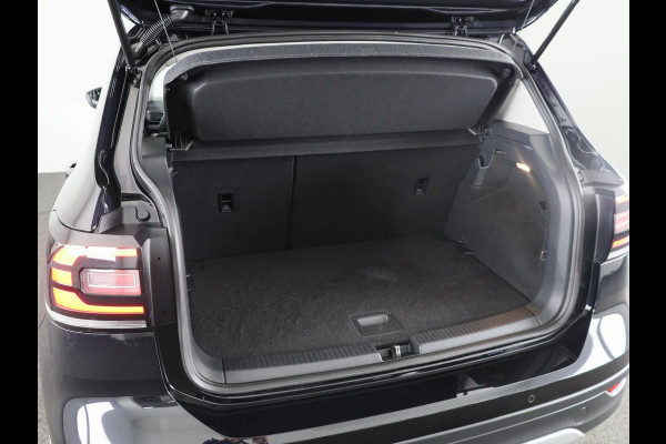 Volkswagen T-Cross 1.0 TSI Style 110 pk Automaat (DSG) | Navigatie | Parkeersensoren | Apple Carplay/Android Auto | Stoelverwarming | Voll. digitaal instrumentenpaneel |