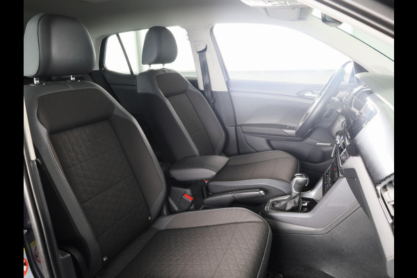 Volkswagen T-Cross 1.0 TSI Style 110 pk Automaat (DSG) | Navigatie | Parkeersensoren | Apple Carplay/Android Auto | Stoelverwarming | Voll. digitaal instrumentenpaneel |