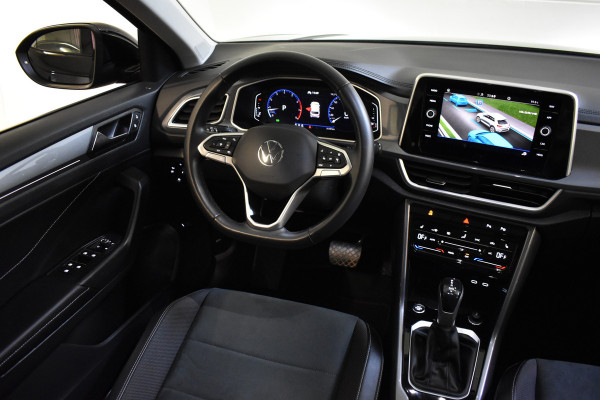 Volkswagen T-Roc 1.5 TSI 150PK DSG STYLE FABRIEKS GARANTIE VIRTUAL/CARPLAY/CAMERA