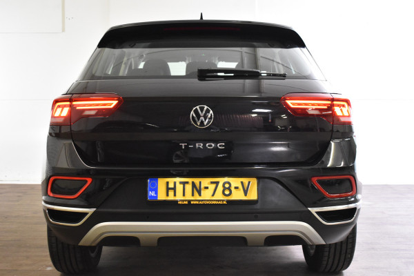 Volkswagen T-Roc 1.5 TSI 150PK DSG STYLE FABRIEKS GARANTIE VIRTUAL/CARPLAY/CAMERA