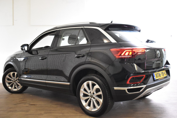 Volkswagen T-Roc 1.5 TSI 150PK DSG STYLE FABRIEKS GARANTIE VIRTUAL/CARPLAY/CAMERA