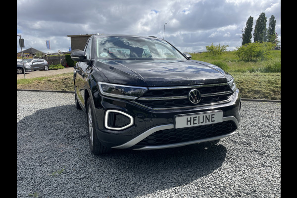 Volkswagen T-Roc 1.5 TSI 150PK DSG STYLE FABRIEKS GARANTIE VIRTUAL/CARPLAY/CAMERA