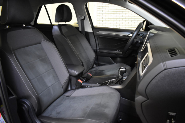 Volkswagen T-Roc 1.5 TSI 150PK DSG STYLE FABRIEKS GARANTIE VIRTUAL/CARPLAY/CAMERA