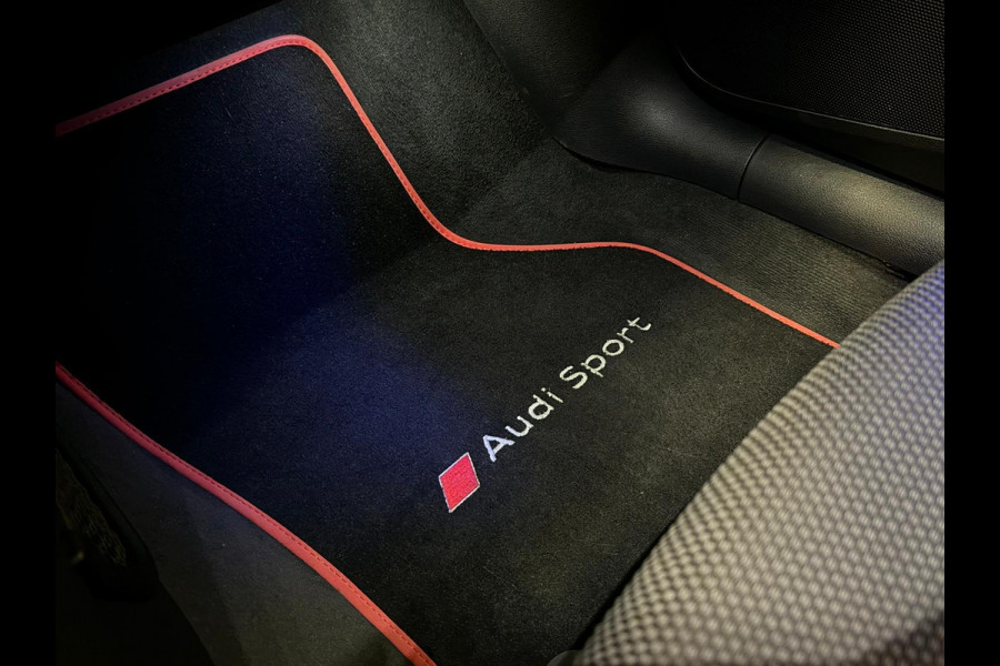 Audi A3 Limousine 1.5 TFSI | PANO | 3x S-LINE | BLACK OPTIC | VIRTUAL | CARBON