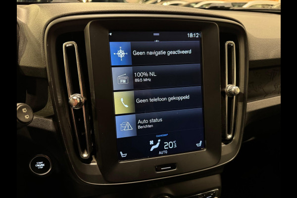 Volvo XC40 1.5 T3 163PK Momentum, Navi, Cruise, Cam, PDC, Clima, Voll Led, Bluetooth/Tel, Private Glas, Volledig Onderhouden