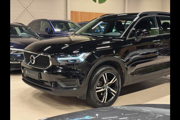 Volvo XC40 1.5 T3 163PK Momentum, Navi, Cruise, Cam, PDC, Clima, Voll Led, Bluetooth/Tel, Private Glas, Volledig Onderhouden