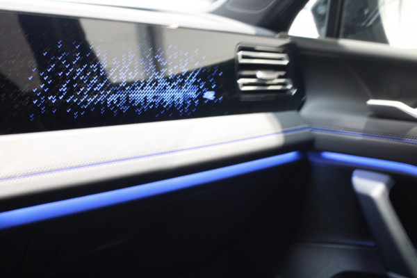 Volkswagen Tiguan 1.5 eHybrid R-Line Edition Camera/Elec. Trekhaak/R line prijs is rijklaar