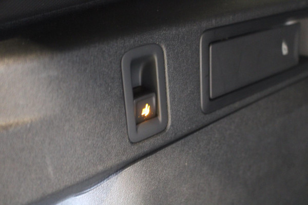 Volkswagen Tiguan 1.5 eHybrid R-Line Edition Camera/Elec. Trekhaak/R line prijs is rijklaar