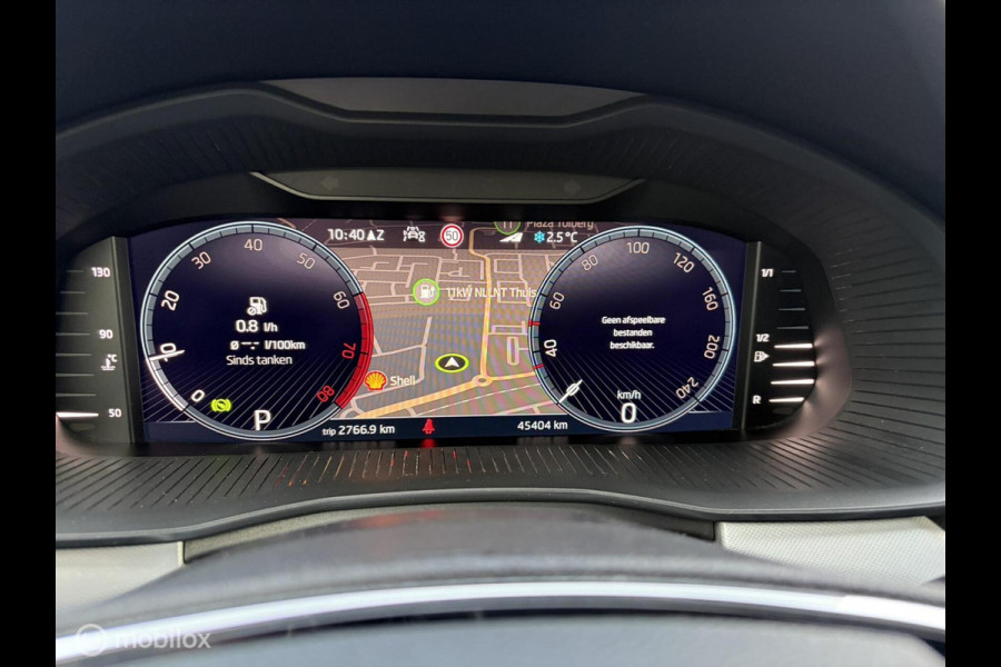 Škoda Kamiq 1.0 TSI Ambition DSG AUTOMAAT / FM nav / Carplay / 17" / Clima