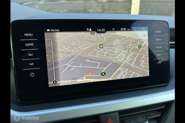 Škoda Kamiq 1.0 TSI Ambition DSG AUTOMAAT / FM nav / Carplay / 17" / Clima