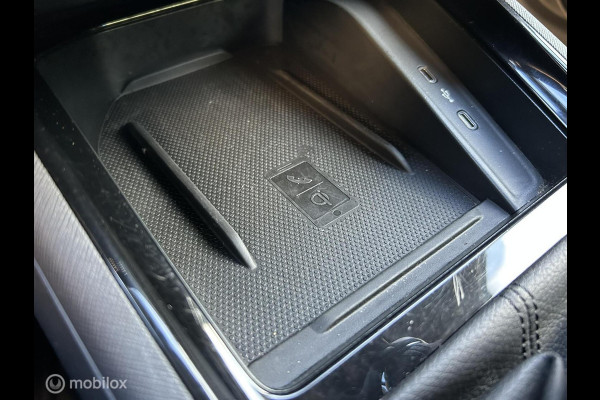 Škoda Kamiq 1.0 TSI Ambition DSG AUTOMAAT / FM nav / Carplay / 17" / Clima