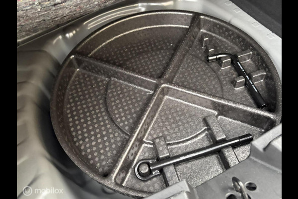 Dacia Duster 1.2 TCe 130 PK mild hybrid Expression FM nav / 17" / Camera / 14.330 KM!!!