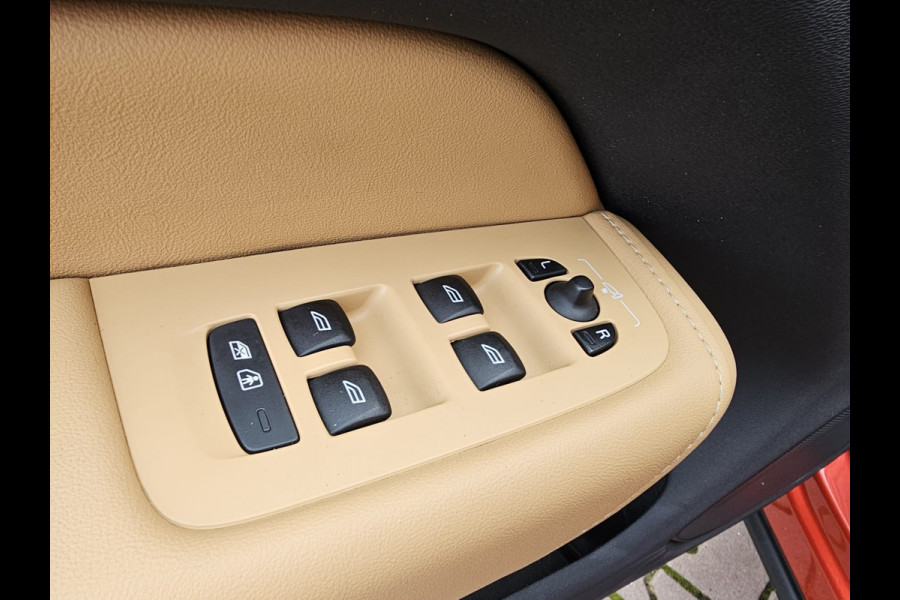 Volvo XC60 2.0 T8 AWD Polestar Engineered PHEV | Intellisafe | Pano | Trekhaak | Standverwarming | Leder | Stoelverwarming | Elek. stoelen + mermory | Vol |