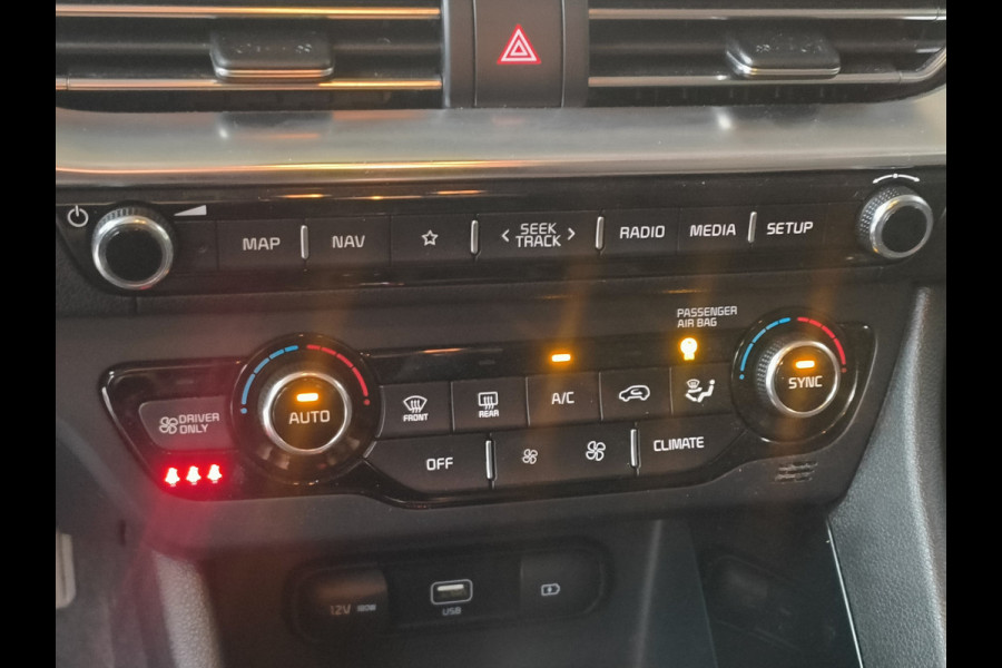 Kia Niro 1.6 GDi PHEV ExecutiveLine Rijklaar + Fabrieksgarantie tot 03-2028 Henk Jongen Auto's in Helmond,  al 50 jaar service zoals 't hoort!