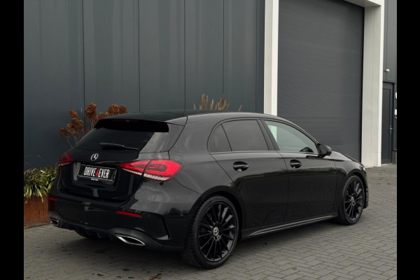 Mercedes-Benz A-Klasse 180 B.Sol AMG Ni Upg Widescreen Navi Camera PDC Led Leder