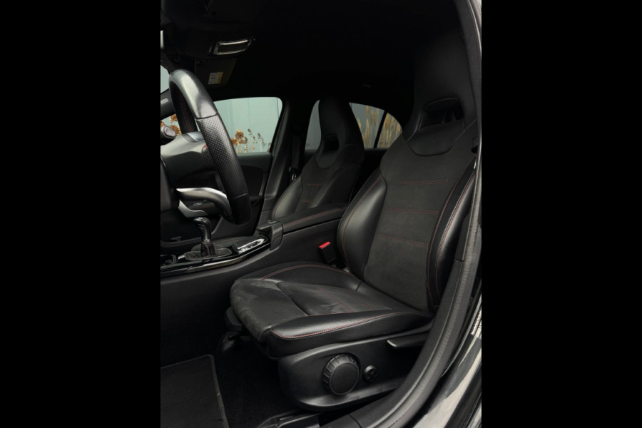 Mercedes-Benz A-Klasse 180 B.Sol AMG Ni Upg Widescreen Navi Camera PDC Led Leder