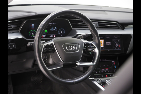 Audi e-tron Sportback 50 quattro Business edition Plus 71 kWh | Panoramadak | Luchtvering | Camera | Leder | Adaptive Cruise | Memory