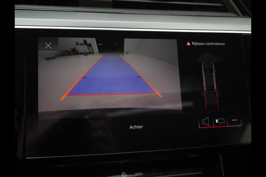 Audi e-tron Sportback 50 quattro Business edition Plus 71 kWh | Panoramadak | Luchtvering | Camera | Leder | Adaptive Cruise | Memory