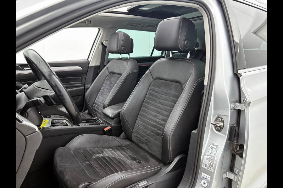 Volkswagen Passat Variant 1.4 TSI PHEV GTE Business R-LINE (VOLL!, Pano, Massage , Dynaudio, Camera, Head-up, Stoel+StuurV, Etc)