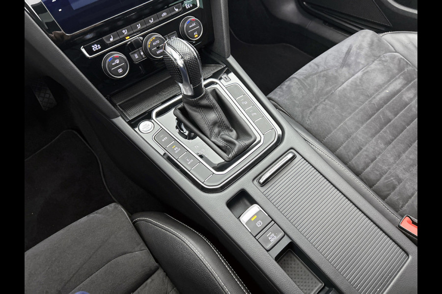 Volkswagen Passat Variant 1.4 TSI PHEV GTE Business R-LINE (VOLL!, Pano, Massage , Dynaudio, Camera, Head-up, Stoel+StuurV, Etc)