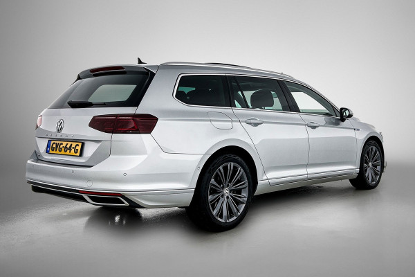 Volkswagen Passat Variant 1.4 TSI PHEV GTE Business R-LINE (VOLL!, Pano, Massage , Dynaudio, Camera, Head-up, Stoel+StuurV, Etc)