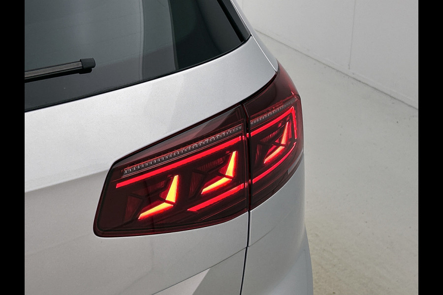 Volkswagen Passat Variant 1.4 TSI PHEV GTE Business R-LINE (VOLL!, Pano, Massage , Dynaudio, Camera, Head-up, Stoel+StuurV, Etc)