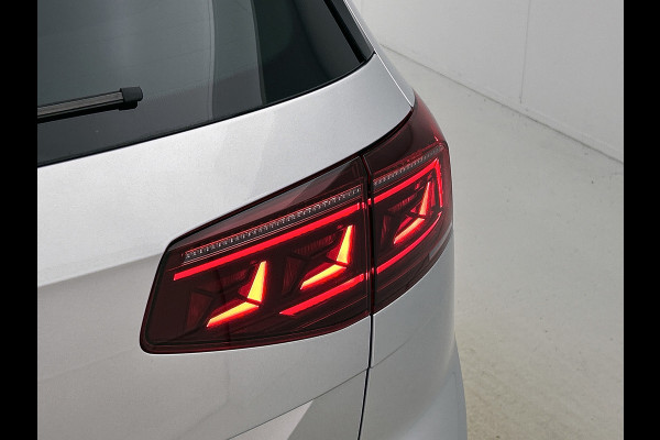 Volkswagen Passat Variant 1.4 TSI PHEV GTE Business R-LINE (VOLL!, Pano, Massage , Dynaudio, Camera, Head-up, Stoel+StuurV, Etc)