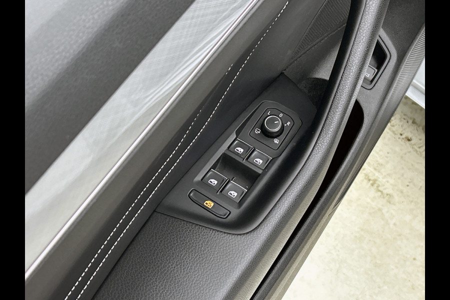 Volkswagen Passat Variant 1.4 TSI PHEV GTE Business R-LINE (VOLL!, Pano, Massage , Dynaudio, Camera, Head-up, Stoel+StuurV, Etc)