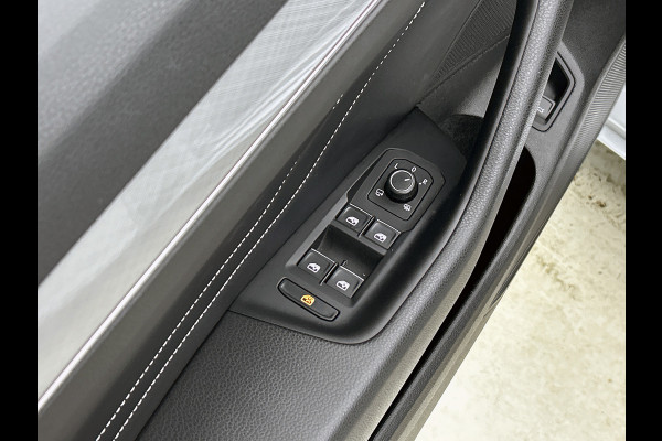 Volkswagen Passat Variant 1.4 TSI PHEV GTE Business R-LINE (VOLL!, Pano, Massage , Dynaudio, Camera, Head-up, Stoel+StuurV, Etc)