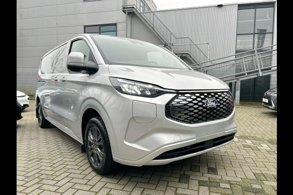 Ford E-Transit Custom 340 L2H1 Limited 71 kWh Camera | Navi | Nieuw!  Trekhaak!