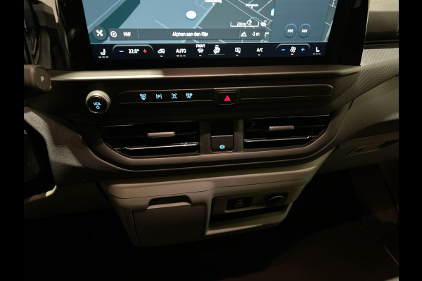 Ford E-Transit Custom 340 L2H1 Limited 71 kWh Camera | Navi | Nieuw!  Trekhaak!