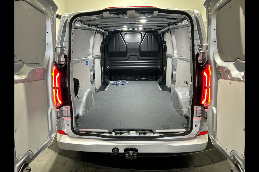 Ford E-Transit Custom 340 L2H1 Limited 71 kWh Camera | Navi | Nieuw!  Trekhaak!