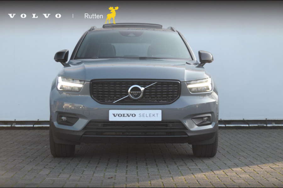 Volvo XC40 T5 262PK Automaat Recharge R-Design / Cruise control / BLIS / Stoel - en stuurwielverwarming / Trekhaak / Panoramadak / Elektrische achterklep / getint glas / Apple carplay / 360 camera / Keyless entry