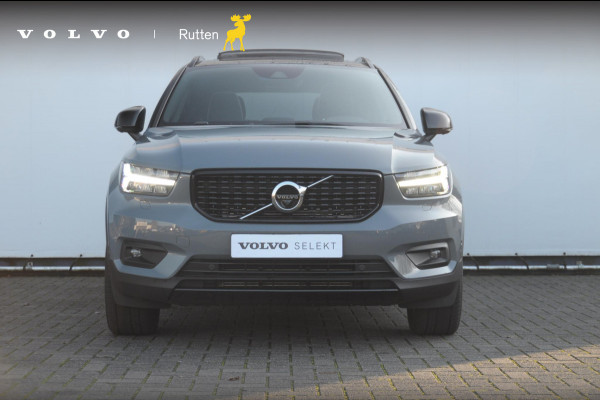 Volvo XC40 T5 262PK Automaat Recharge R-Design / Cruise control / BLIS / Stoel - en stuurwielverwarming / Trekhaak / Panoramadak / Elektrische achterklep / getint glas / Apple carplay / 360 camera / Keyless entry
