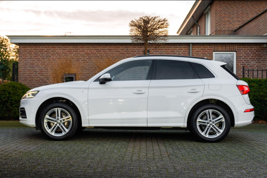 Audi Q5 50 TFSI e Quattro S Edition 2x S-Line Adaptive Trekhaak B&O Ambiance 360 Camera 19''