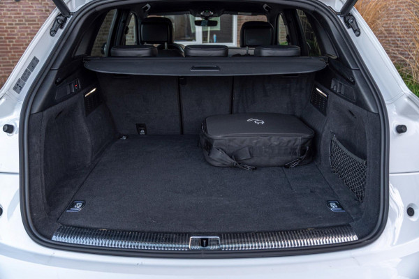 Audi Q5 50 TFSI e Quattro S Edition 2x S-Line Adaptive Trekhaak B&O Ambiance 360 Camera 19''