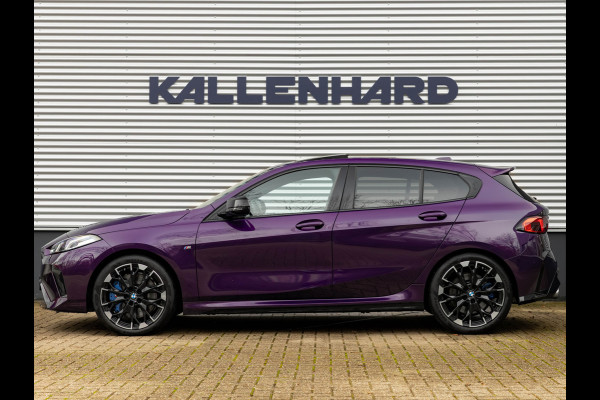 BMW 1-serie M135 xDrive - Pano - Driving Ass - Harman Kardon - Camera
