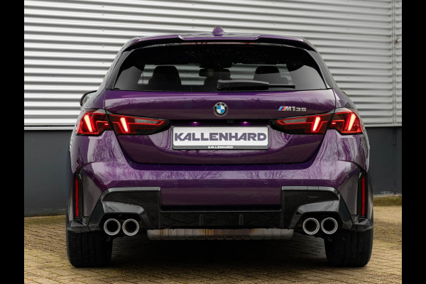 BMW 1-serie M135 xDrive - Pano - Driving Ass - Harman Kardon - Camera