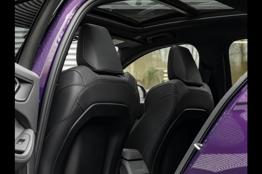 BMW 1-serie M135 xDrive - Pano - Driving Ass - Harman Kardon - Camera