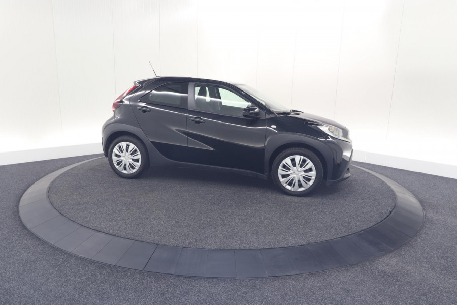 Toyota Aygo X 1.0 VVT-i MT Play | Camera | Apple Carplay | NL Auto | 100% Dealer Onderhouden