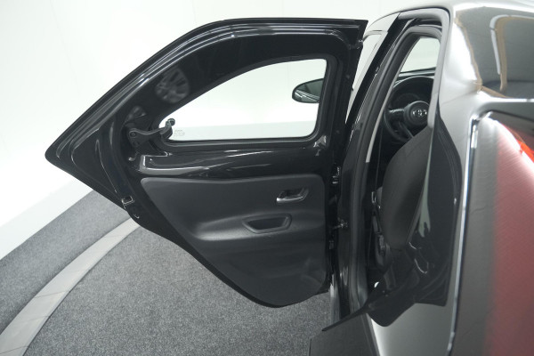 Toyota Aygo X 1.0 VVT-i MT Play | Camera | Apple Carplay | NL Auto | 100% Dealer Onderhouden