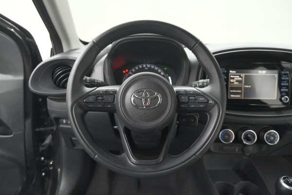 Toyota Aygo X 1.0 VVT-i MT Play | Camera | Apple Carplay | NL Auto | 100% Dealer Onderhouden