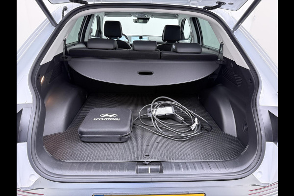 Hyundai IONIQ 5 Lounge AWD 77.4 kWh | SOH 100% RIJKLAAR! | FABRIEKSGARANTIE HYUNDAI TOT 10-2028| |STOELVERWARMING + VENTILATIE| DEALER OH. |ELEK. ACHTERKLEP| BOSE AUDIO| VOL OPTIES| ACHTERBANK VERWARMD| HEAD-UP
