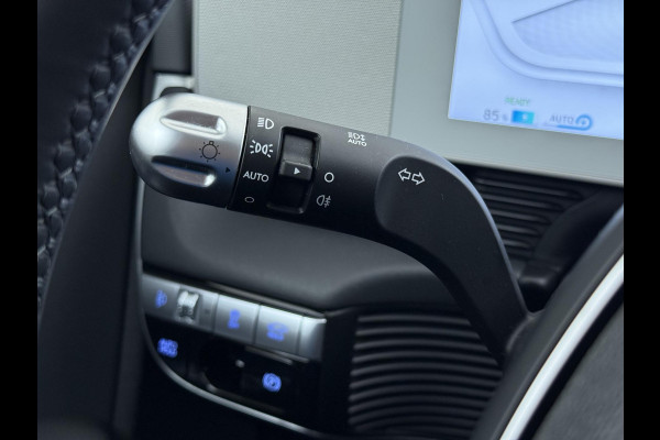 Hyundai IONIQ 5 Lounge AWD 77.4 kWh | SOH 100% RIJKLAAR! | FABRIEKSGARANTIE HYUNDAI TOT 10-2028| |STOELVERWARMING + VENTILATIE| DEALER OH. |ELEK. ACHTERKLEP| BOSE AUDIO| VOL OPTIES| ACHTERBANK VERWARMD| HEAD-UP