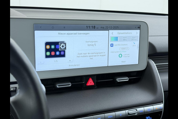 Hyundai IONIQ 5 Lounge AWD 77.4 kWh | SOH 100% RIJKLAAR! | FABRIEKSGARANTIE HYUNDAI TOT 10-2028| |STOELVERWARMING + VENTILATIE| DEALER OH. |ELEK. ACHTERKLEP| BOSE AUDIO| VOL OPTIES| ACHTERBANK VERWARMD| HEAD-UP
