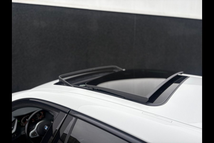 BMW 1-serie 118i - M Sport - Pano - Leder - CarPlay