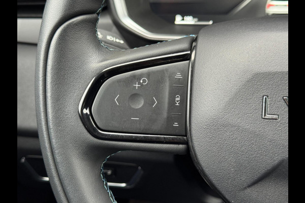 Lynk & Co 01 1.5 Black Edition Trekhaak/Panoramadak/ACC/Stoelverwarming